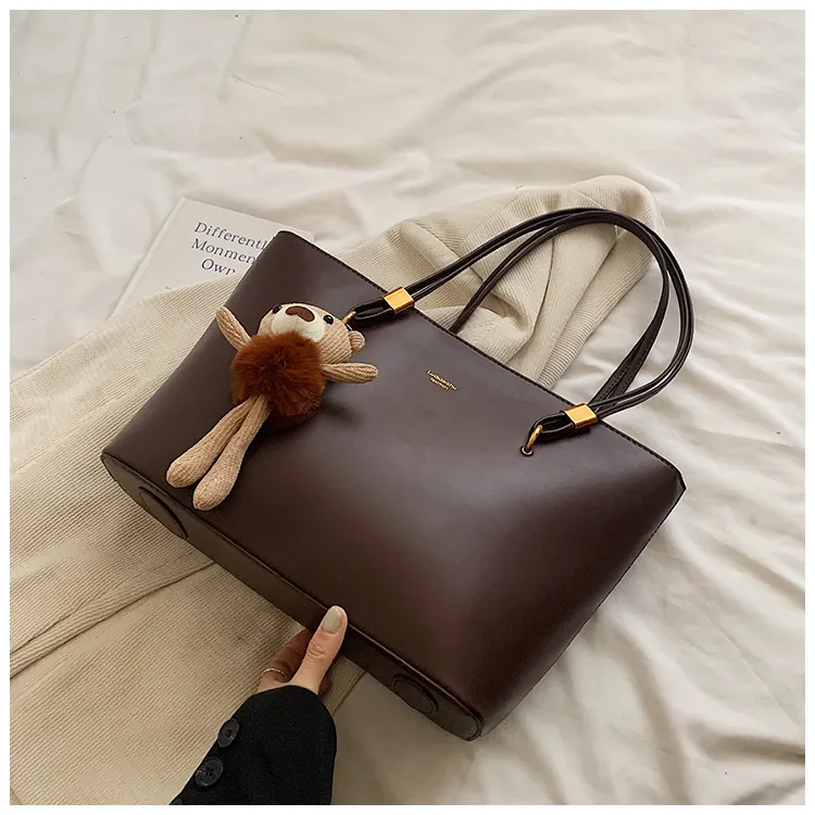 Vintage Luxury Women's Large Capacity Shoulder Tote Bag - Fashionable Commuter Crossbody Handbag for 2026 Style thumbnail 1