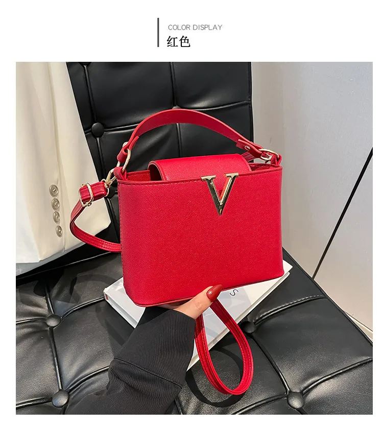 Women's Fashionable Crossbody Handbag - Versatile Spring Style Bucket Bag for Work, Commuting, and Everyday Use showcase 14