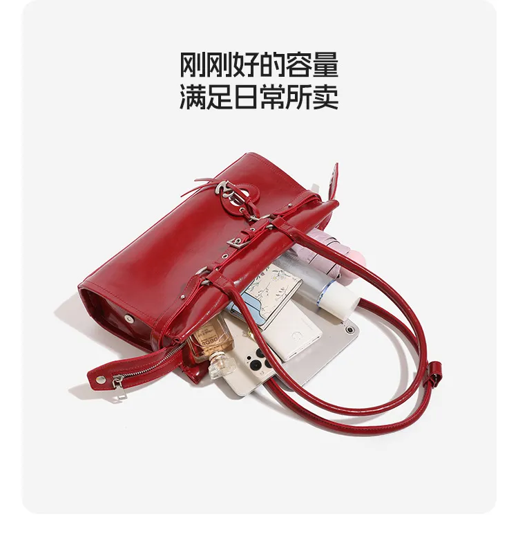 Elegant Bridal Wedding Underarm Bag - Red Sweet & Cool Baguette Style for Winter, High-End Portable Shoulder Bag for Women showcase 18
