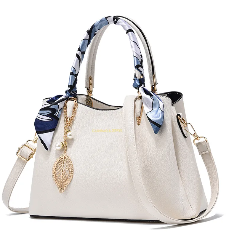 2025 New Red Bridal Wedding Gift Handbag for Women, Large Capacity Crossbody Tote Bag, Attractive Fashionable Clutch Purse thumbnail 9