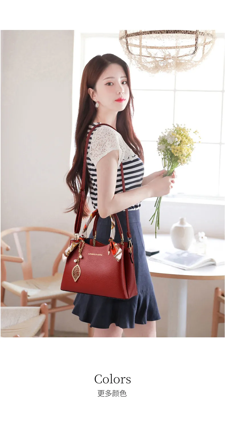 2025 New Red Bridal Wedding Gift Handbag for Women, Large Capacity Crossbody Tote Bag, Attractive Fashionable Clutch Purse showcase 10