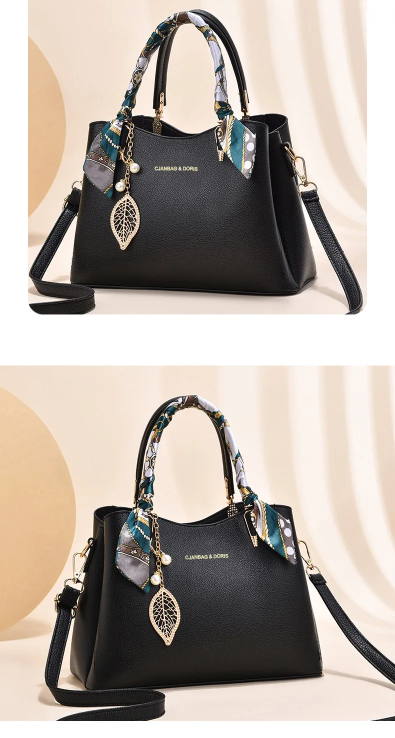 2025 New Red Bridal Wedding Gift Handbag for Women, Large Capacity Crossbody Tote Bag, Attractive Fashionable Clutch Purse showcase 17