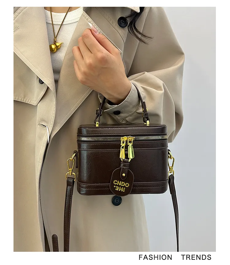 Women's Korean Fashion Commuter Shoulder Messenger Bag - Stylish Small Square Crossbody Purse for Everyday Use showcase 4