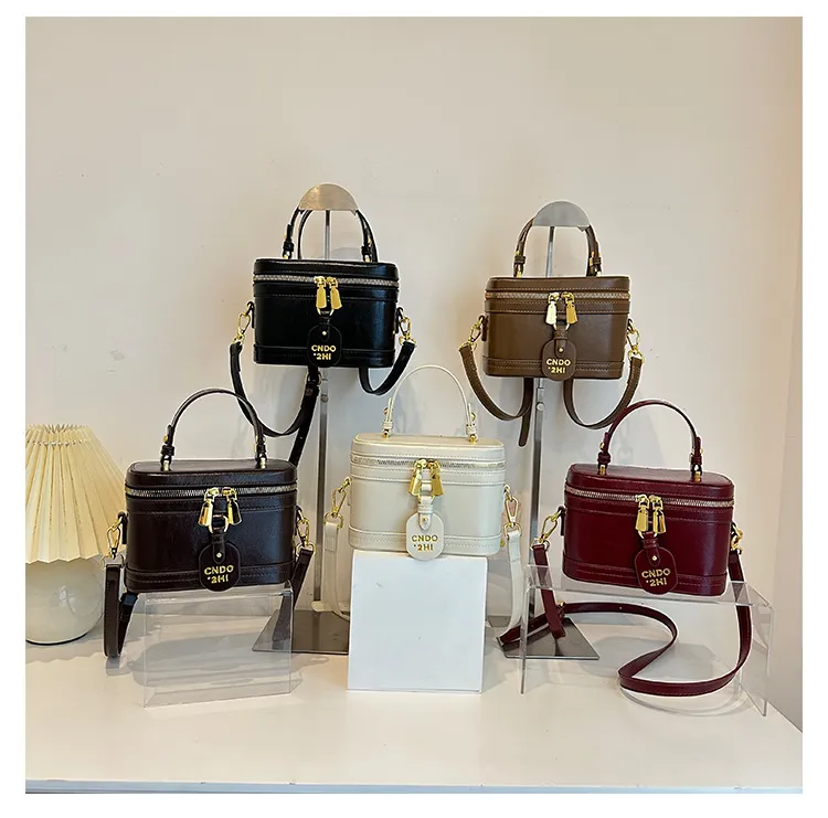 Women's Korean Fashion Commuter Shoulder Messenger Bag - Stylish Small Square Crossbody Purse for Everyday Use showcase 14