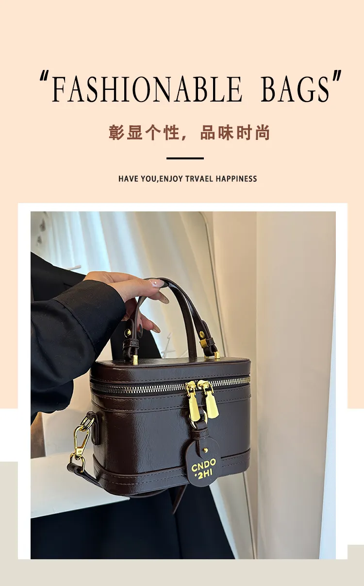 Women's Korean Fashion Commuter Shoulder Messenger Bag - Stylish Small Square Crossbody Purse for Everyday Use showcase 1