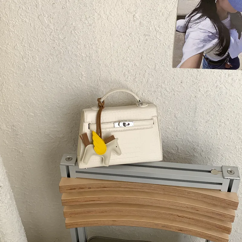 Women's Fashion Kelly Bag Style Handbag, Fresh Casual Stone Pattern Shoulder Bag, Versatile Crossbody Bag for Daily Use - Image 9