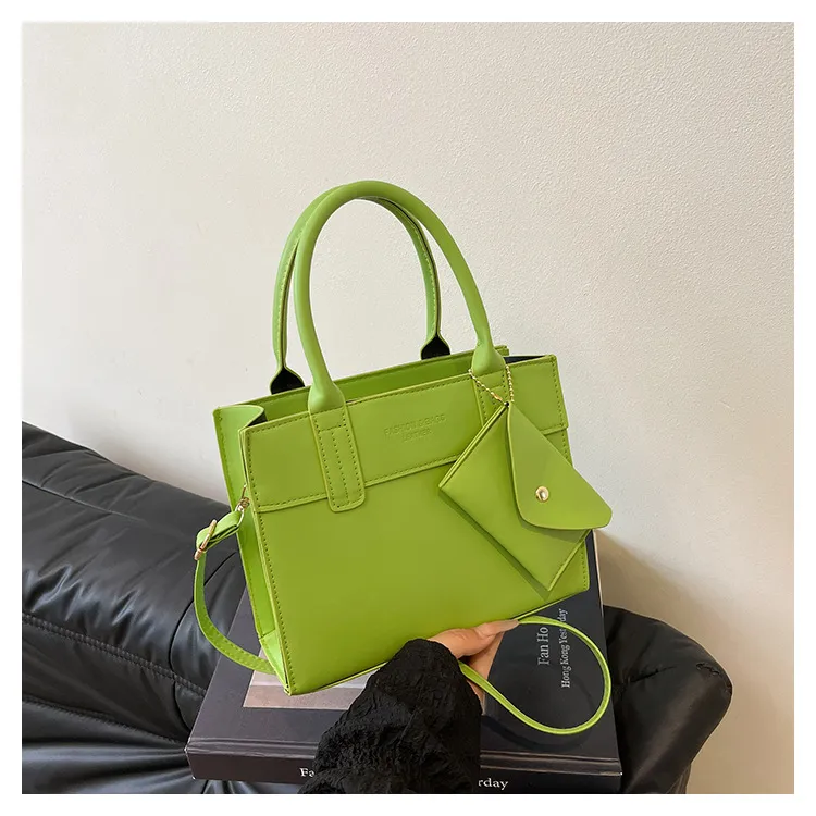 New Fashionable High-End Women's Handbag, Elegant Temperament Crossbody Shoulder Bag, Large Capacity Versatile Tote for Daily Use showcase 19