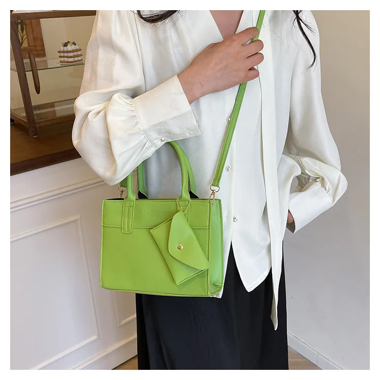 New Fashionable High-End Women's Handbag, Elegant Temperament Crossbody Shoulder Bag, Large Capacity Versatile Tote for Daily Use showcase 16