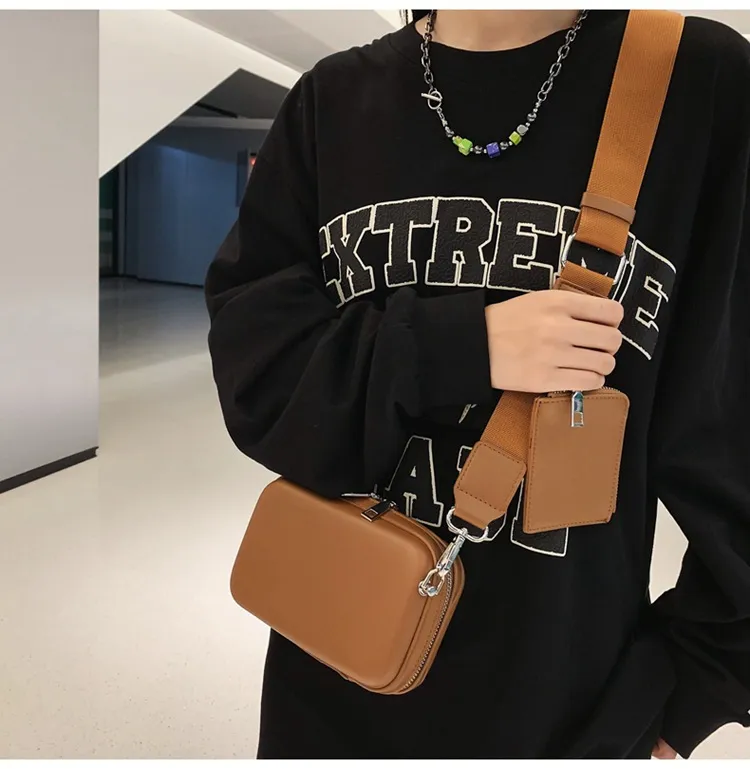 New Brand Small Square Bag Women's Casual Shoulder Bag 2-in-1 Box Bag Men's Crossbody Bag Versatile Fashion Accessory showcase 16