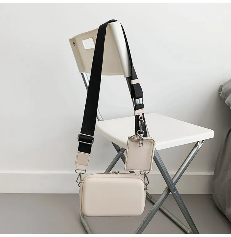 New Brand Small Square Bag Women's Casual Shoulder Bag 2-in-1 Box Bag Men's Crossbody Bag Versatile Fashion Accessory showcase 19