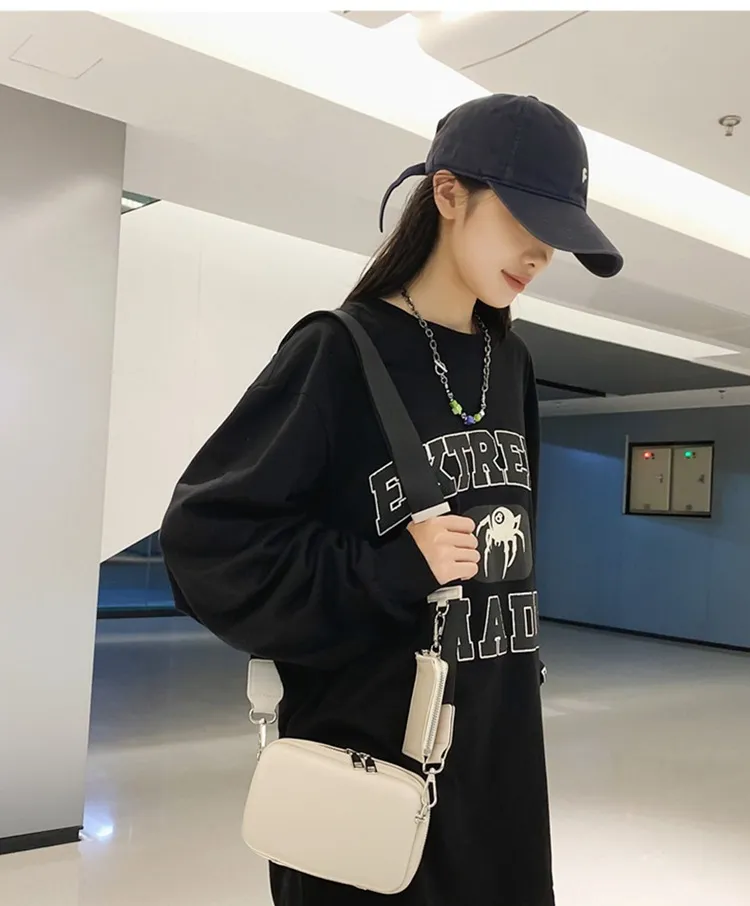 New Brand Small Square Bag Women's Casual Shoulder Bag 2-in-1 Box Bag Men's Crossbody Bag Versatile Fashion Accessory showcase 2