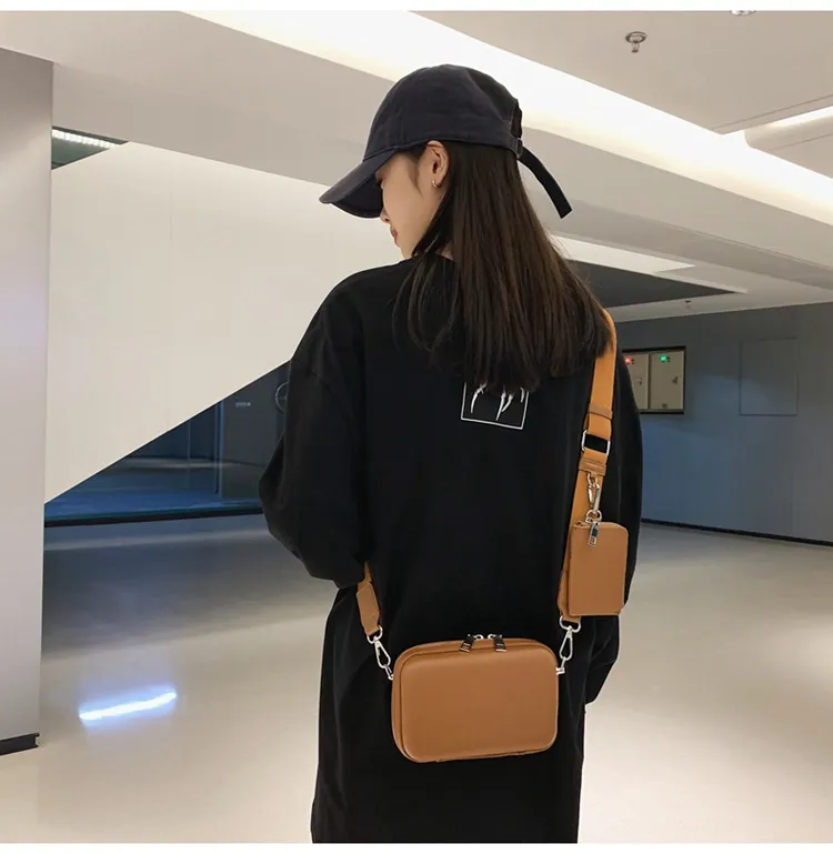 New Brand Small Square Bag Women's Casual Shoulder Bag 2-in-1 Box Bag Men's Crossbody Bag Versatile Fashion Accessory showcase 18