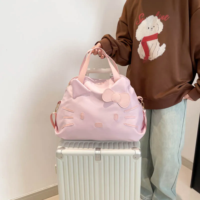 Large Capacity Hello Kitty Travel Bag - Cartoon Tote Shoulder Bag for Women's Short Trips & Business Travel - Image 2