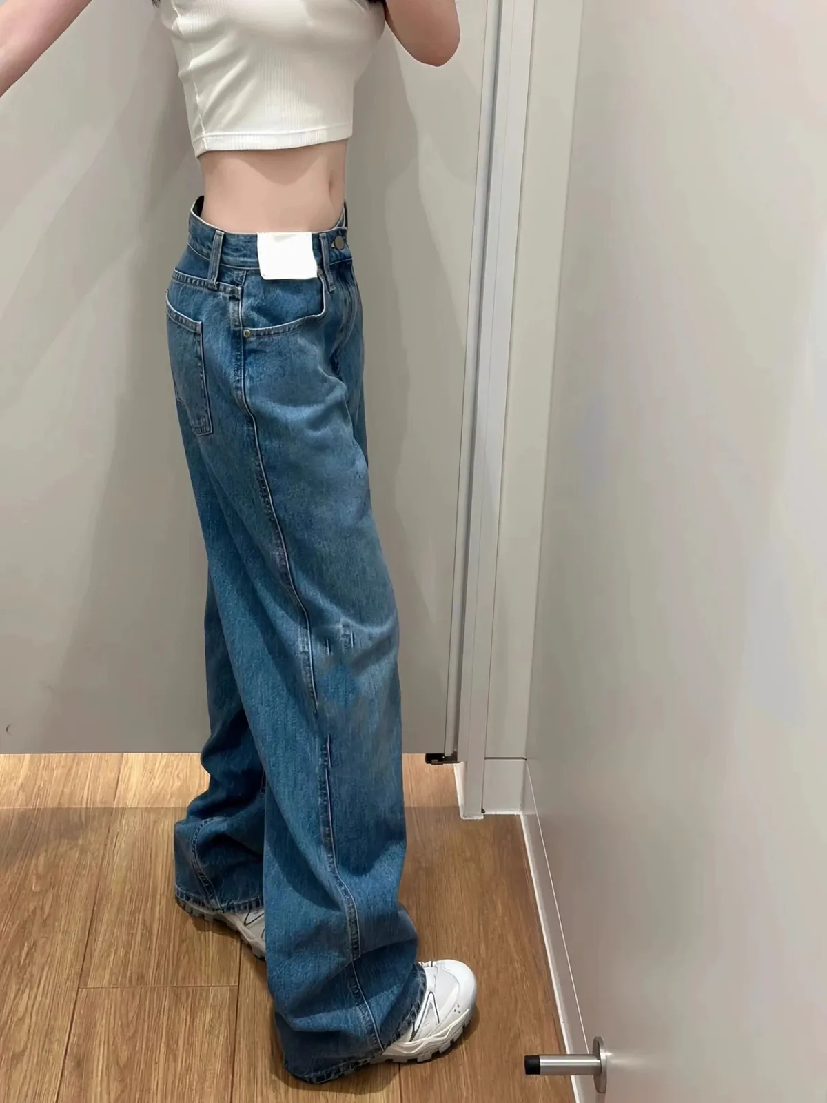Women's Wide-Leg Jeans Draped Loose Fit Retro Floor-Length Pants for Spring Summer Korean Fashion showcase 3