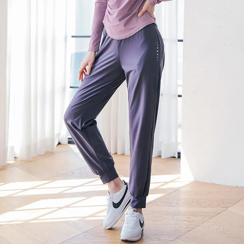 Women's Quick-Dry Sports Suit for Spring Outdoor Running & Yoga - Breathable Fitness Clothing, Large Size Available thumbnail 6