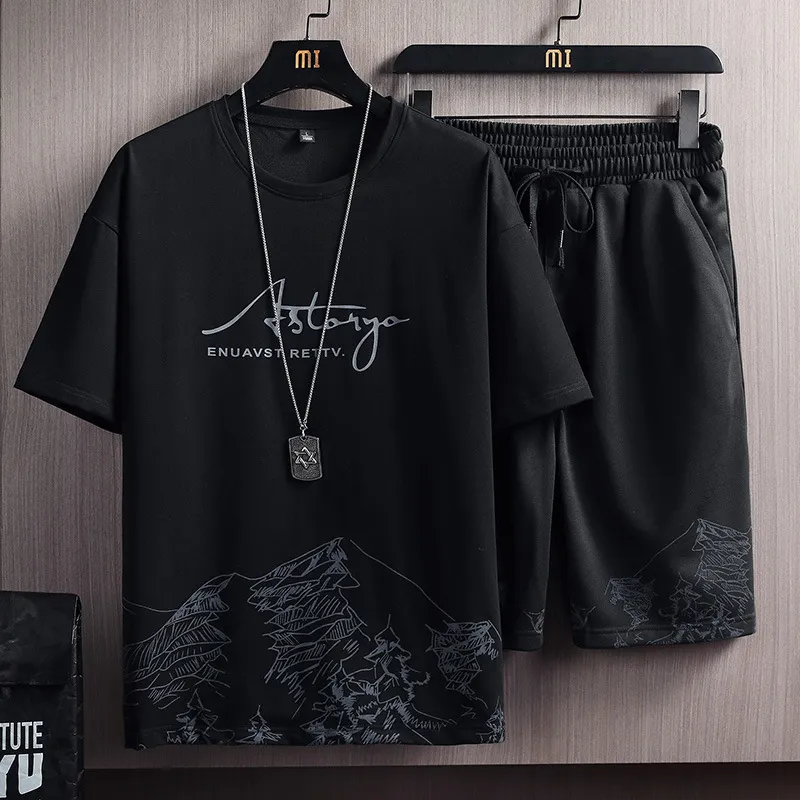 Men's Summer Snow Mountain Print Short-Sleeve T-Shirt & Shorts Set - Trendy Korean Style Slim Fit Two-Piece Sportswear for Casual Wear thumbnail 2