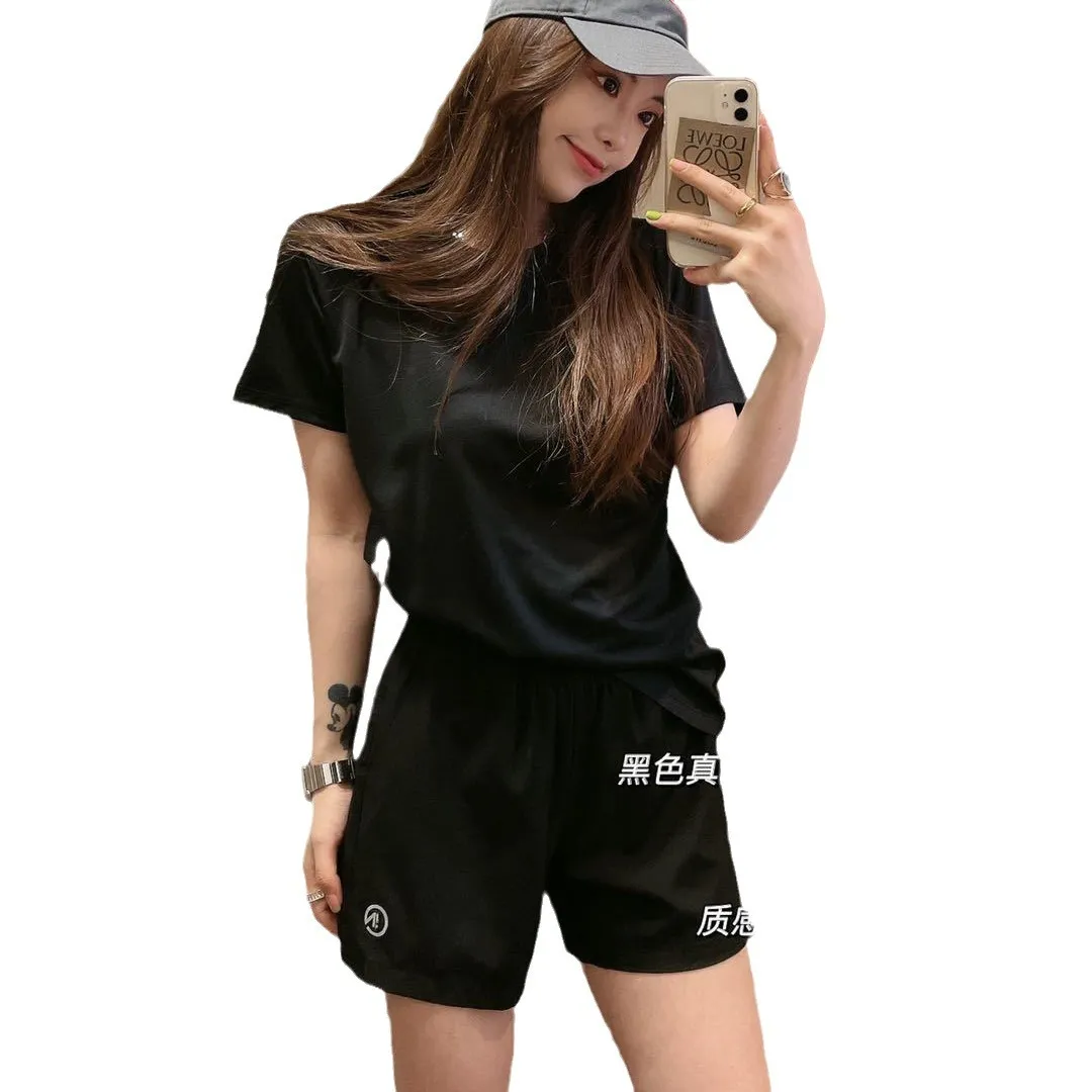 Women's Summer Outdoor Sports Suit - Breathable Quick-Drying Two-Piece Set with Short Sleeves and Shorts for Running & Fitness thumbnail 5