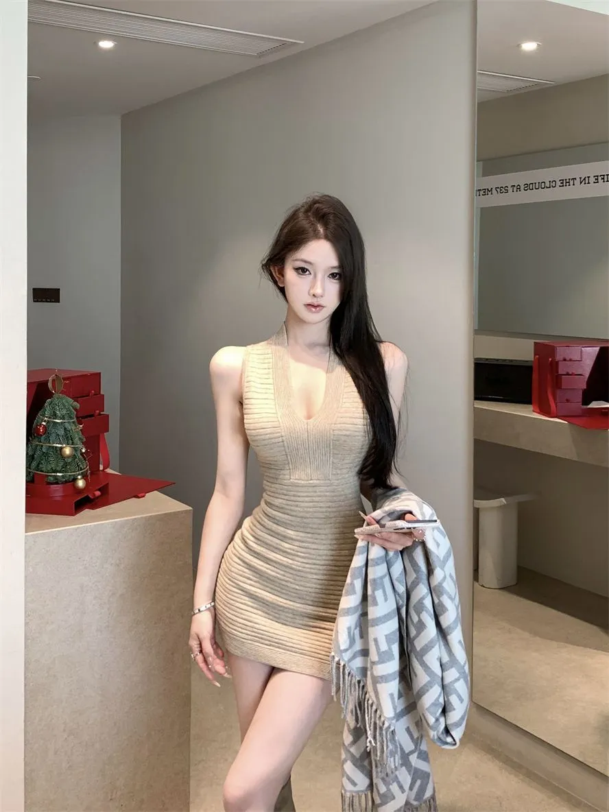 Women's V-Neck Sleeveless Knit Mini Dress - Sexy Figure-Hugging Tight Waist Hip Skirt for Summer showcase 5