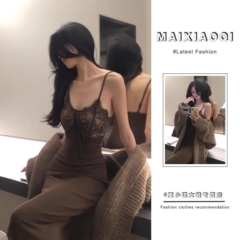Women's Sexy Lace Splicing Slit Evening Dress with Built-in Breast Pads and Adjustable Suspenders - Elegant Hip-Hugging Waist-Cinching Party Gown showcase 2