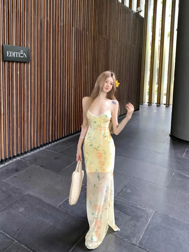 Women's Summer Floral Strappy Backless Maxi Dress, Vacation Style Suspender Skirt, Elegant Hip-Covering Fish Tail Design for Beach Parties showcase 3