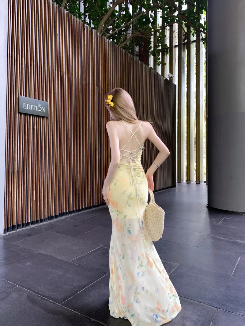 Women's Summer Floral Strappy Backless Maxi Dress, Vacation Style Suspender Skirt, Elegant Hip-Covering Fish Tail Design for Beach Parties showcase 5
