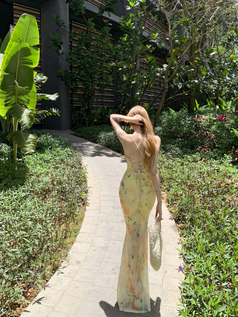 Women's Summer Floral Strappy Backless Maxi Dress, Vacation Style Suspender Skirt, Elegant Hip-Covering Fish Tail Design for Beach Parties showcase 13