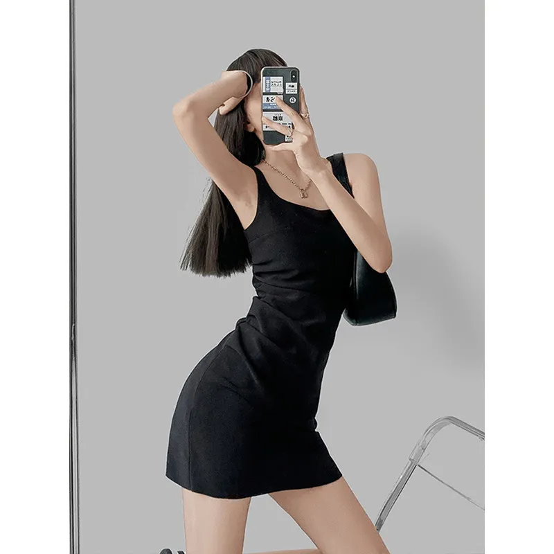 2025 Summer New Hot Girl Irregular Pleated Square Collar Suspender Dress - Chic Cotton Hip Skirt for Fashionable Women thumbnail 3