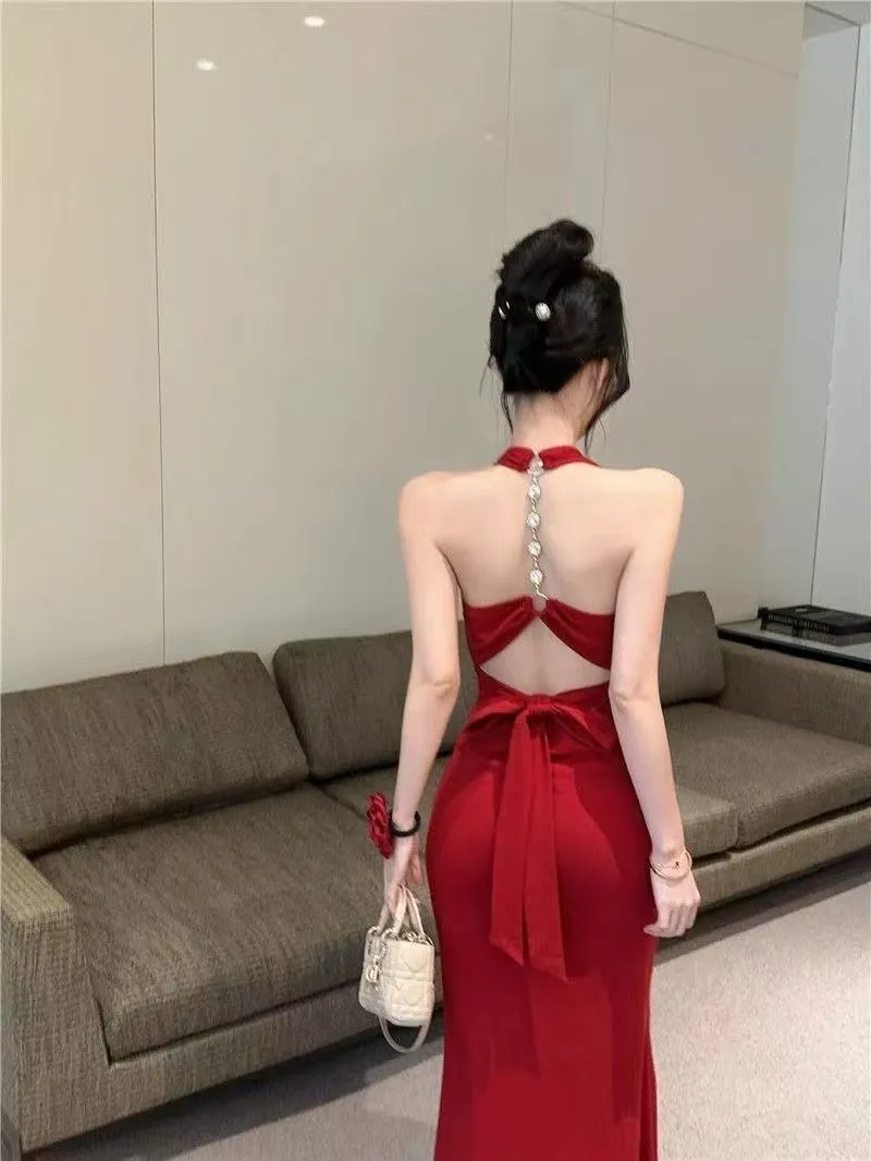 Elegant Burgundy Backless Maxi Dress for Women - Slim Fit, Bodycon, Summer Fashion, Sleeveless Evening Gown showcase 9