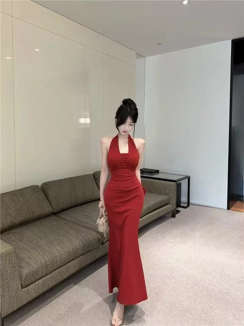 Elegant Burgundy Backless Maxi Dress for Women - Slim Fit, Bodycon, Summer Fashion, Sleeveless Evening Gown showcase 5