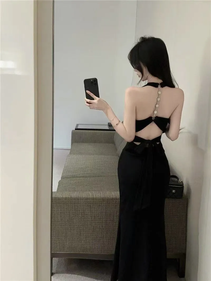 Elegant Burgundy Backless Maxi Dress for Women - Slim Fit, Bodycon, Summer Fashion, Sleeveless Evening Gown showcase 19