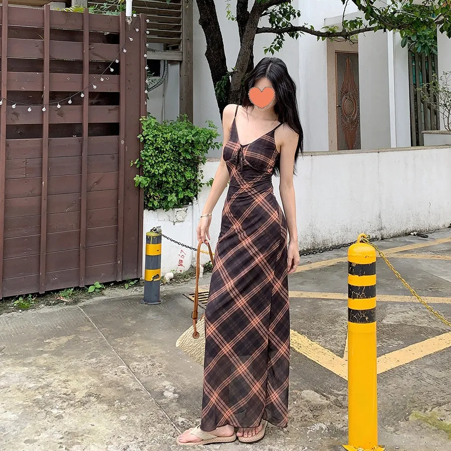 Vintage French Style Plaid Sling Dress for Women - Slim-fit, Mid-length A-line Mesh Gauze Hip-Wrap Mummy Dress for Summer Fashion thumbnail 1