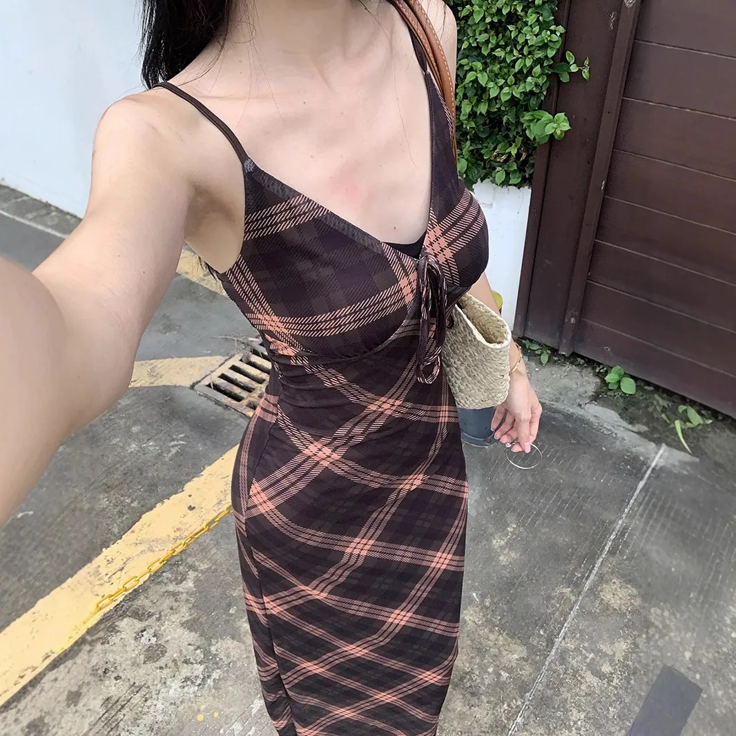 Vintage French Style Plaid Sling Dress for Women - Slim-fit, Mid-length A-line Mesh Gauze Hip-Wrap Mummy Dress for Summer Fashion thumbnail 3
