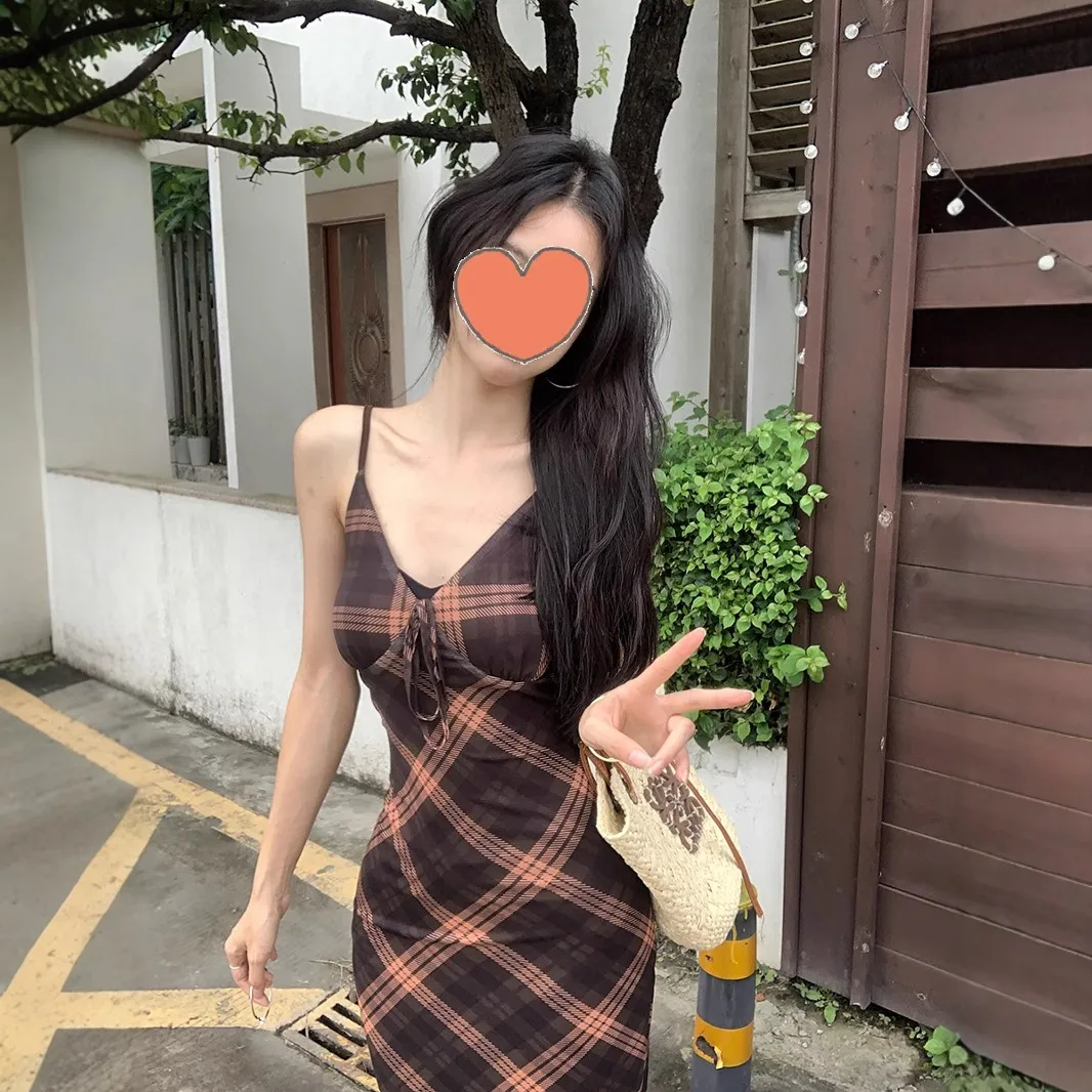 Vintage French Style Plaid Sling Dress for Women - Slim-fit, Mid-length A-line Mesh Gauze Hip-Wrap Mummy Dress for Summer Fashion thumbnail 4