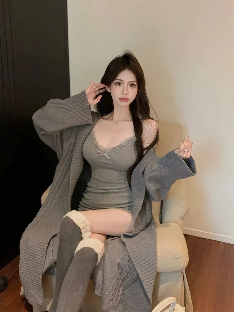 Women's Sexy Lace Flower Sling Dress - Slim Fit Waist-Wrapped Hip Skirt for Autumn Evenings showcase 8