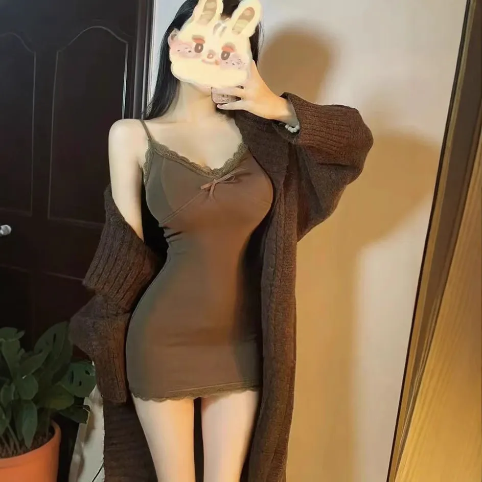 Women's Sexy Lace Flower Sling Dress - Slim Fit Waist-Wrapped Hip Skirt for Autumn Evenings - Image 1