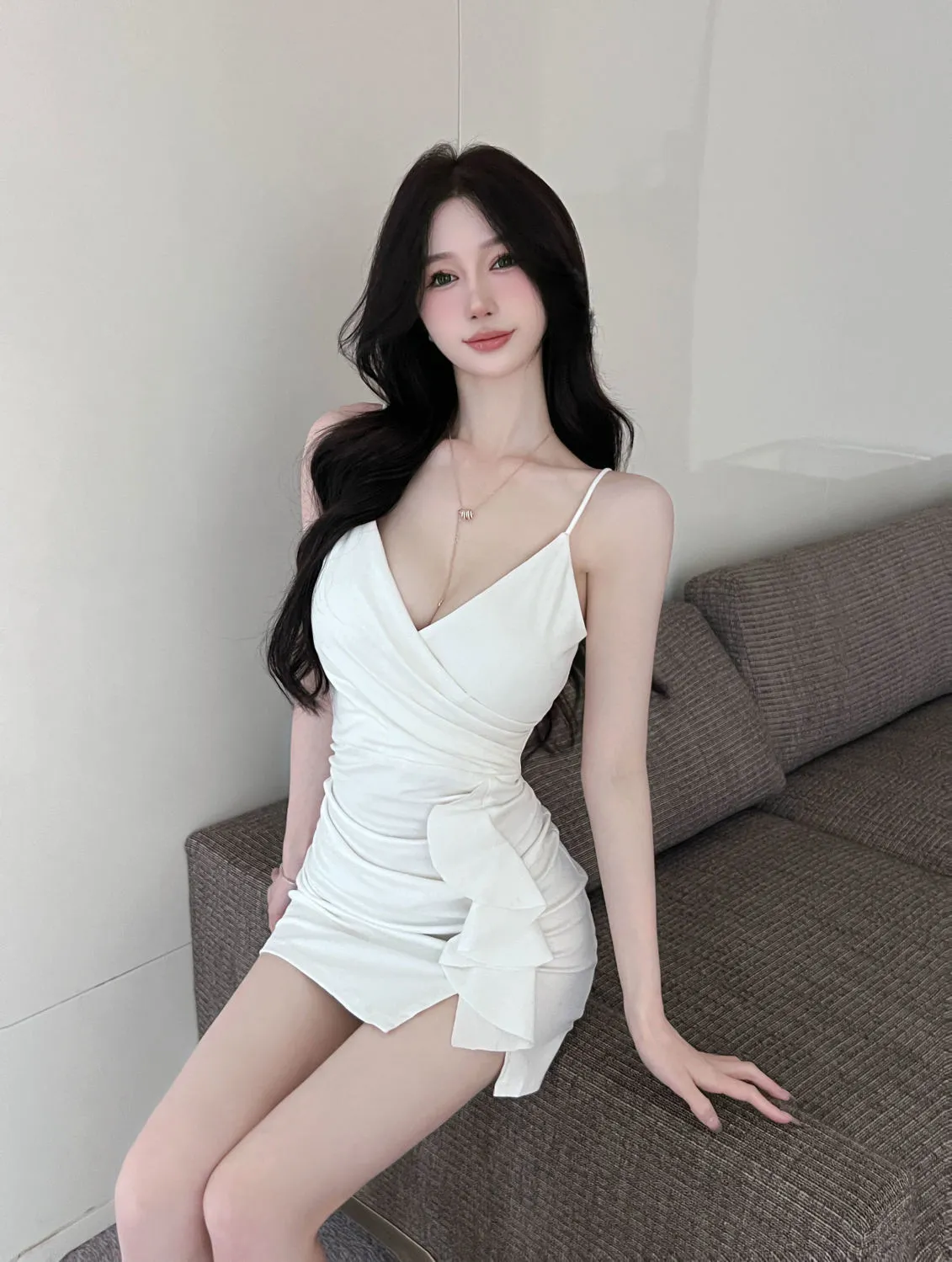 Sexy V-Neck Sling Dress with Ruffles and Tight Hip Skirt - Chic Summer Fashion for Women showcase 13