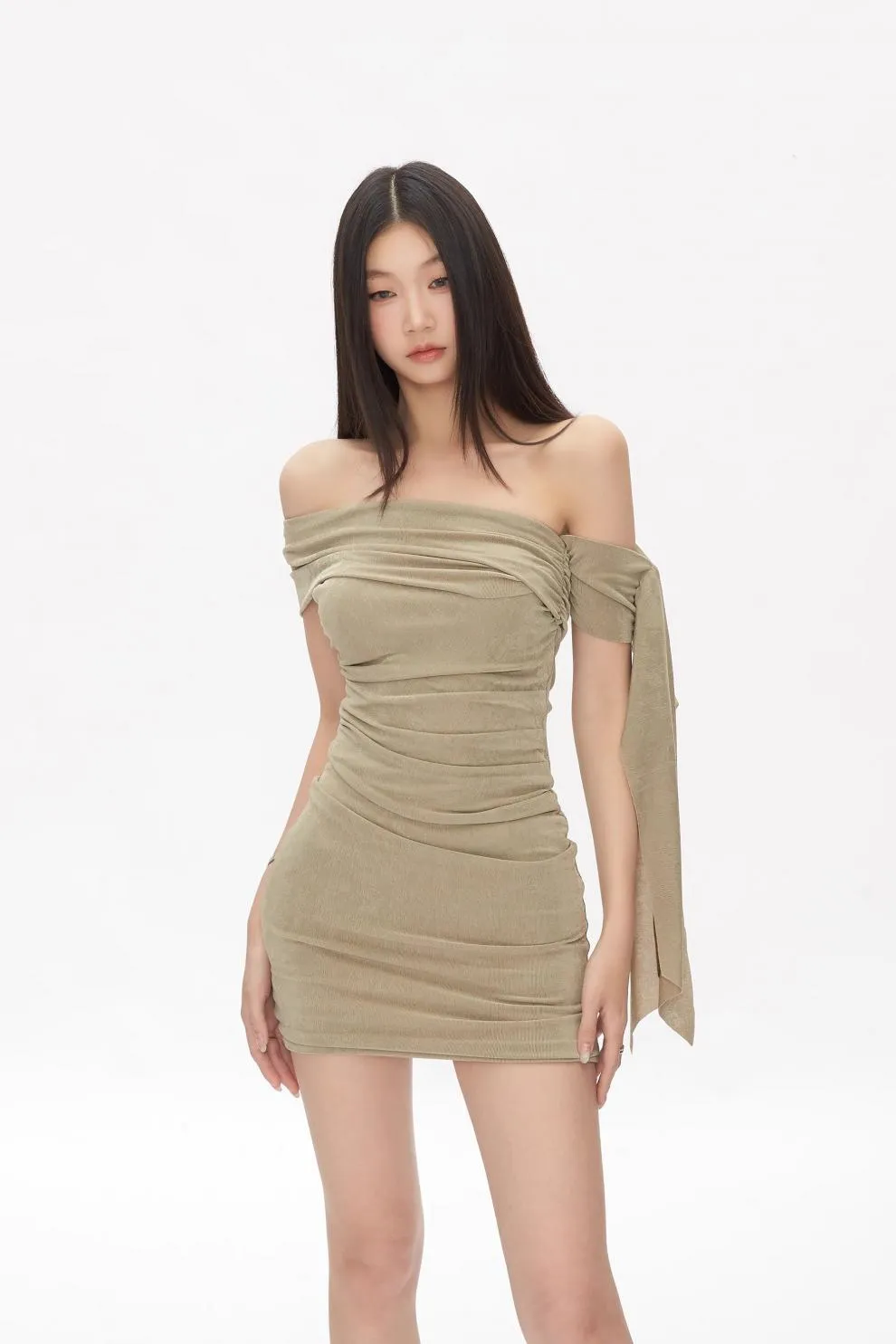 Women's Sexy One-Shoulder Black Mini Dress, Sleeveless Hip-Hugging Design, Pure Desire Summer Fashion Skirt for Evening Outings showcase 15