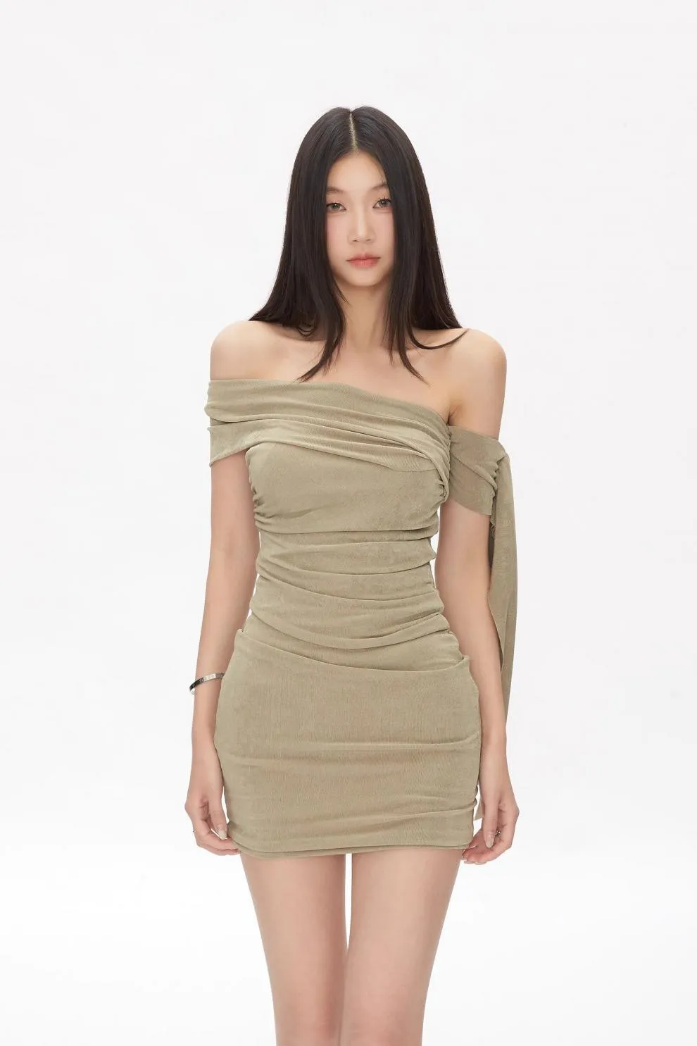 Women's Sexy One-Shoulder Black Mini Dress, Sleeveless Hip-Hugging Design, Pure Desire Summer Fashion Skirt for Evening Outings showcase 14