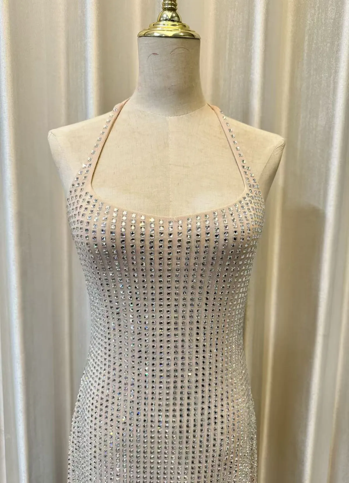 Elegant Halter Neck Rhinestone Embellished Bodycon Mini Dress for Women - Sexy Waist-Cinching Holiday Party Dress showcase 9