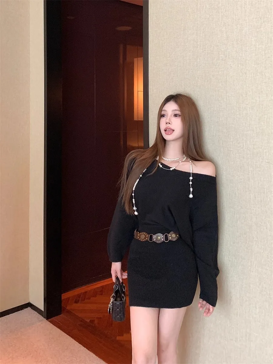 Women's Exquisite Knit Dress Off-Shoulder Long Sleeve Slim Fit Pure Desire Style Elegant Evening Party Dress for Fashionable Ladies showcase 5