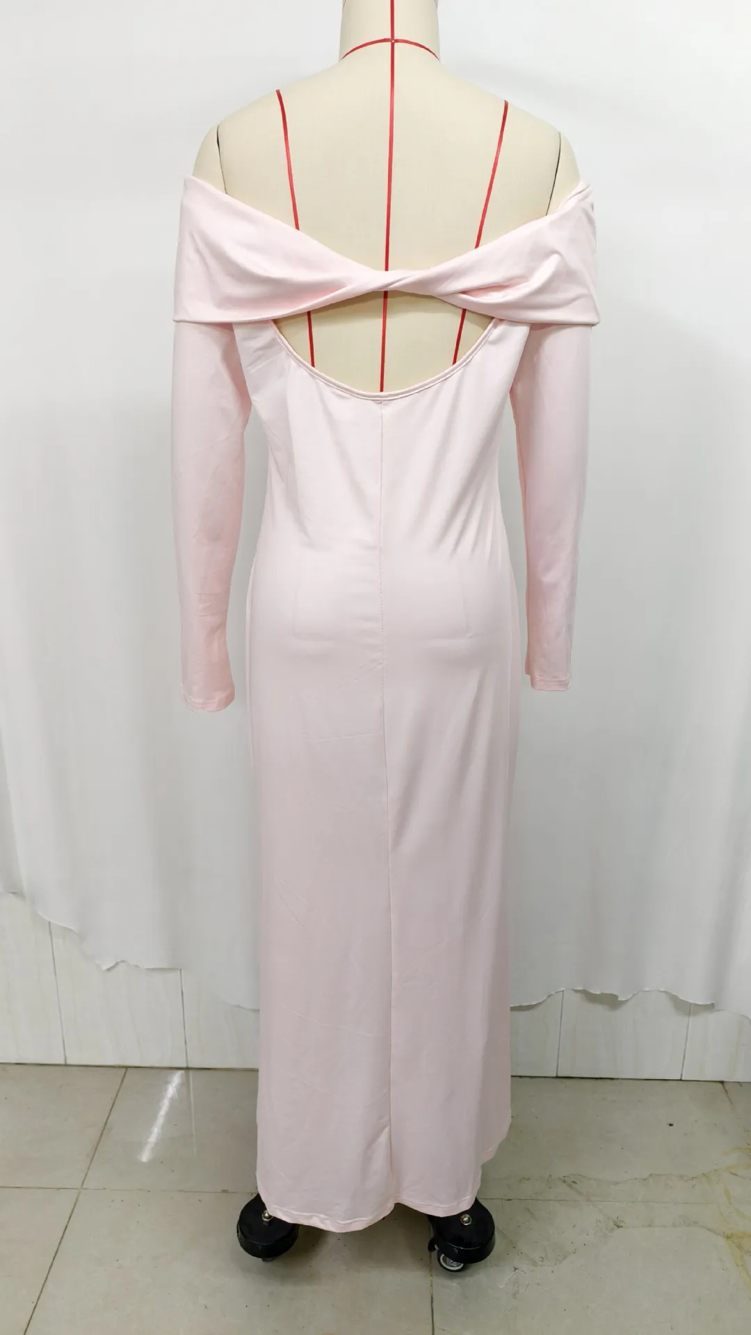 Elegant Women's Off-Shoulder Pleated Long Evening Dress - Fashionable Hip-Hugging Design for Special Occasions showcase 20