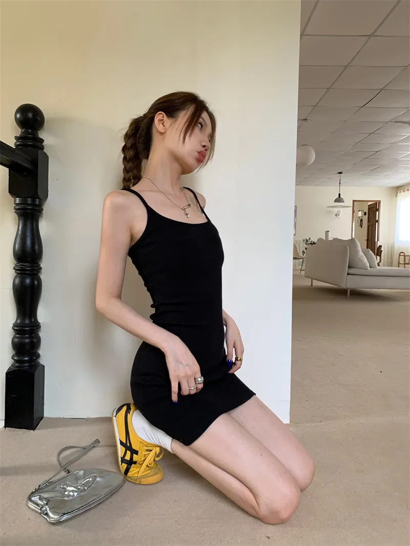 Shimi Knitted Sling Dress Women's Hot Girl Sexy Hip Dress High-end Elegant Tight Waist Slimming Skirt for Evening Party showcase 12
