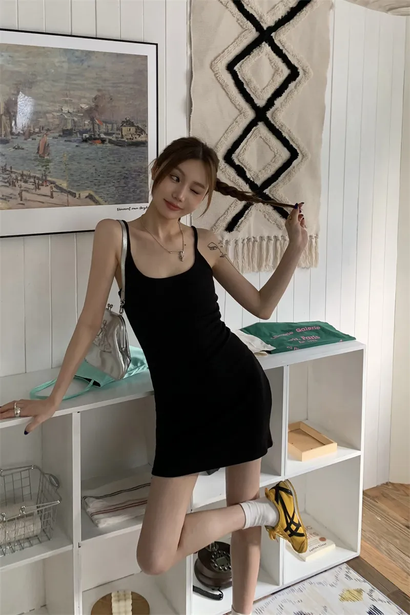 Shimi Knitted Sling Dress Women's Hot Girl Sexy Hip Dress High-end Elegant Tight Waist Slimming Skirt for Evening Party showcase 17