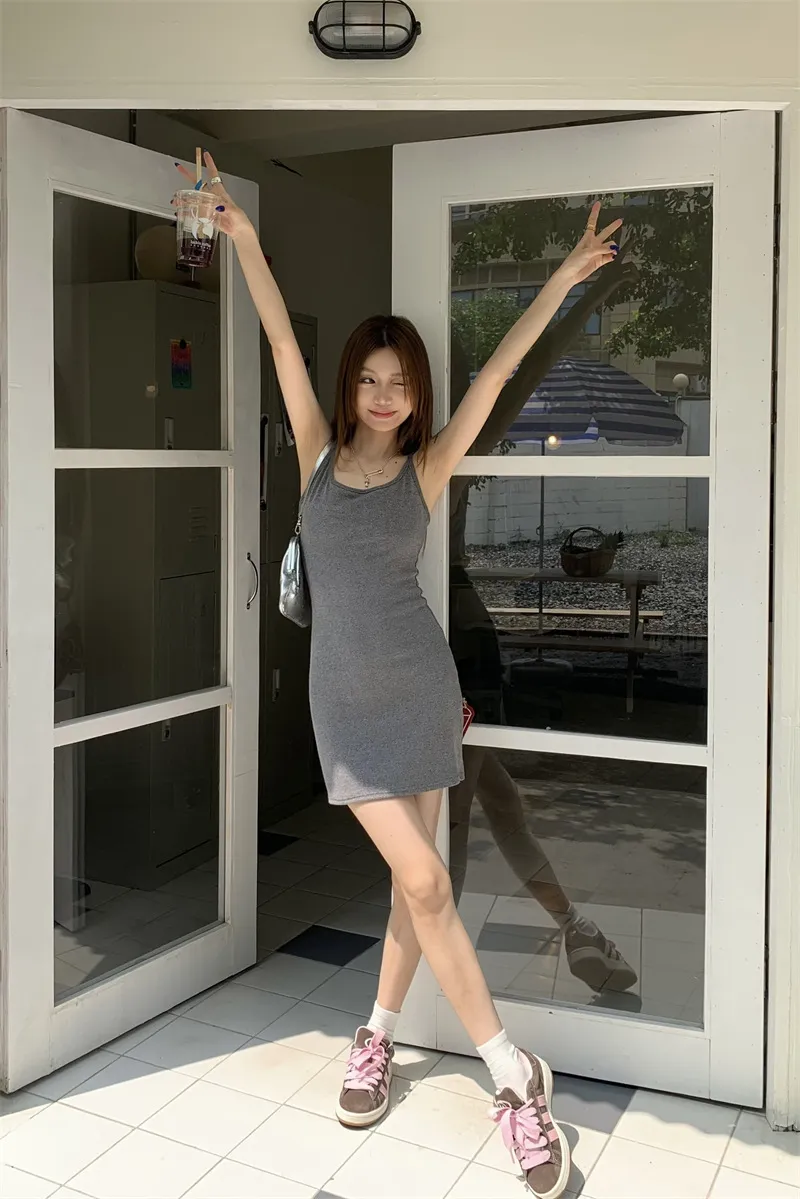 Shimi Knitted Sling Dress Women's Hot Girl Sexy Hip Dress High-end Elegant Tight Waist Slimming Skirt for Evening Party showcase 20