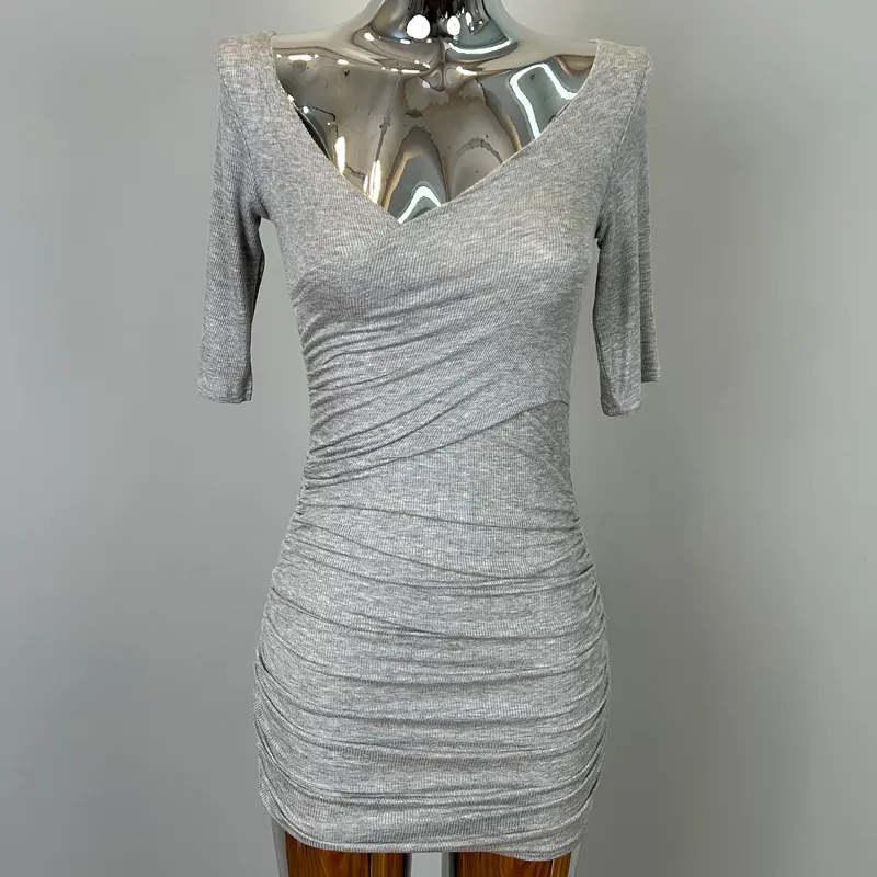 Women's Grey Long Sleeve Tight Hip Dress - Sexy Chest Fashionable Korean Style for Evening Outings thumbnail 6