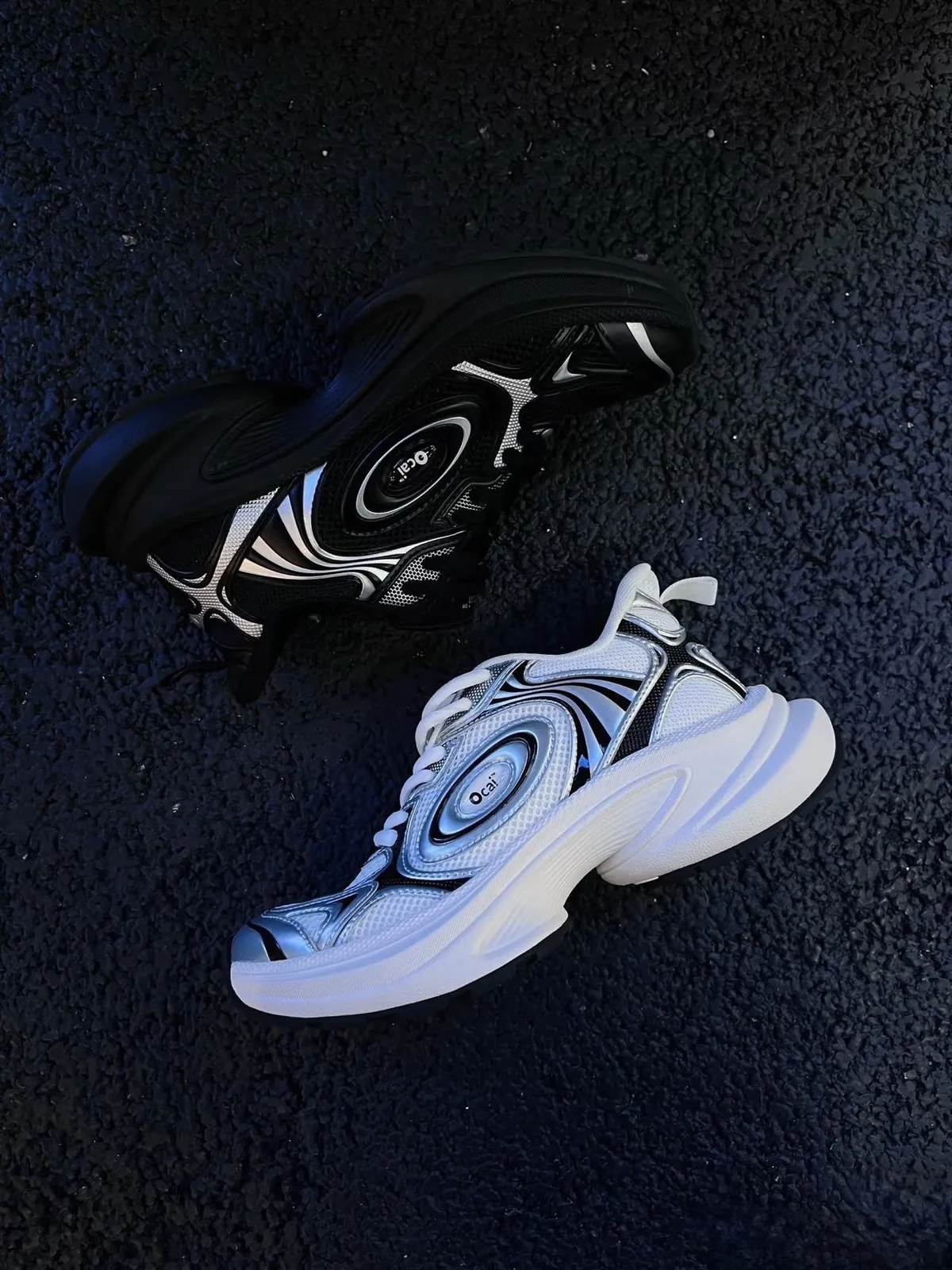 Ocai "Disk Runtech" Silver-White Flying Saucer Running Shoes for Couples - Height-Increasing Sports Fashion Dad Shoes showcase 15