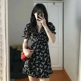Women's Petite Black Floral Spaghetti Strap Dress - Summer New Style, Waist-Cinching, Slimming Short Dress for Elegant Look showcase 8