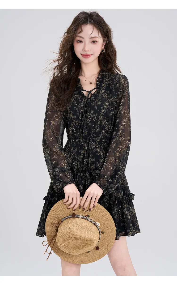 Summer Chiffon Floral Dress Women's Retro Petite Slimming Waist-Cinching Little Black Dress for Autumn Winter Style showcase 10
