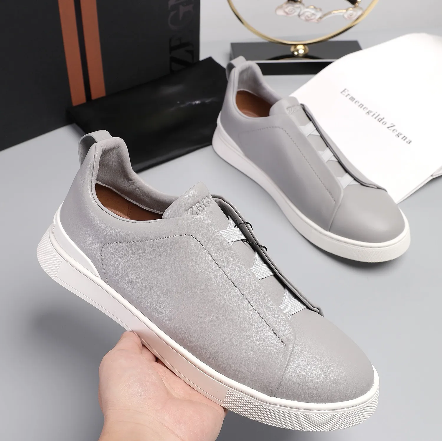 Men's Lightweight Cowhide Leather Sneakers, Breathable Slip-On Casual Sports Shoes, Versatile Low-Cut White Tennis Shoes for Daily Wear thumbnail 6
