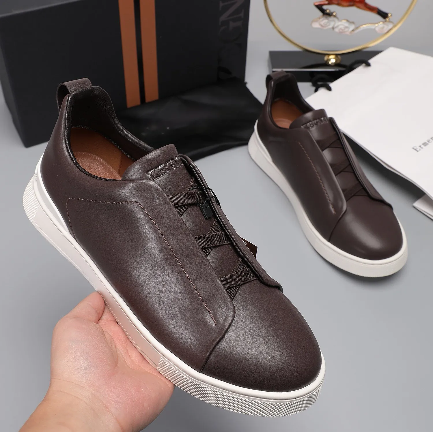 Men's Lightweight Cowhide Leather Sneakers, Breathable Slip-On Casual Sports Shoes, Versatile Low-Cut White Tennis Shoes for Daily Wear thumbnail 9